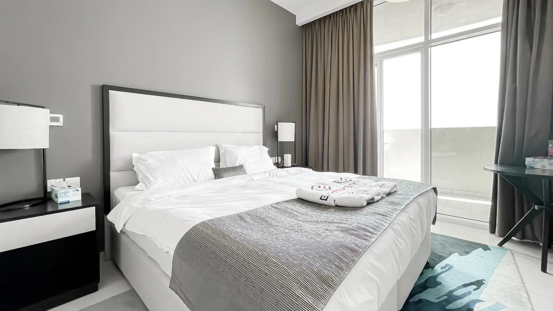 Studio In Jvc Tower 108 Dubai - Ezytrac Vacation Homes