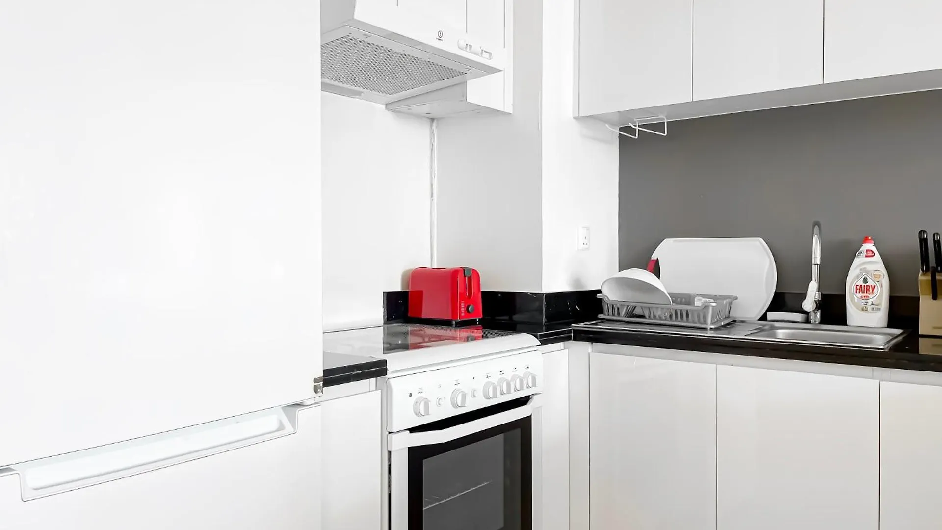 Studio In Jvc Tower 108 Dubai - Ezytrac Vacation Homes United Arab Emirates