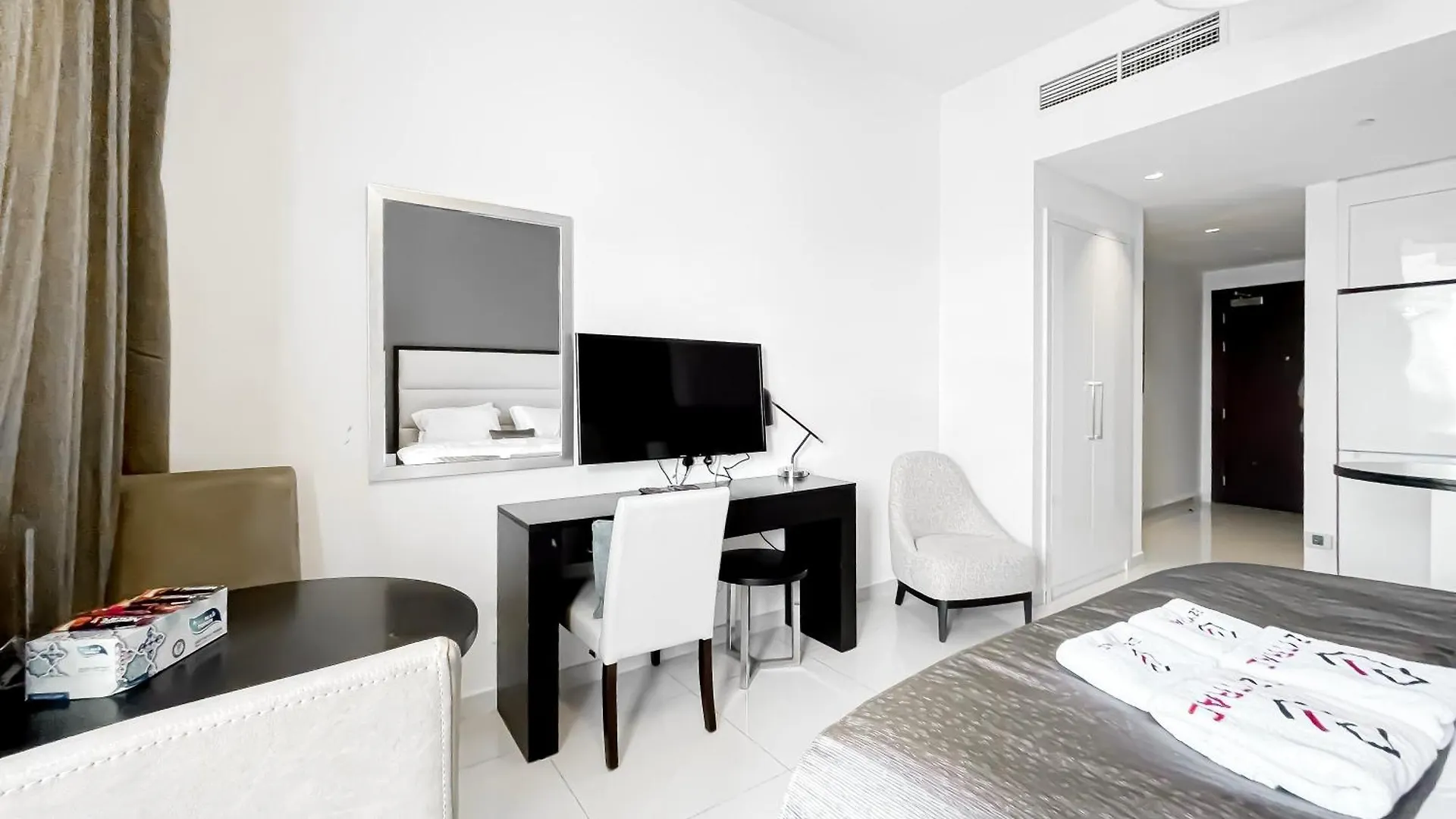 Studio In Jvc Tower 108 Dubai - Ezytrac Vacation Homes 0*,
