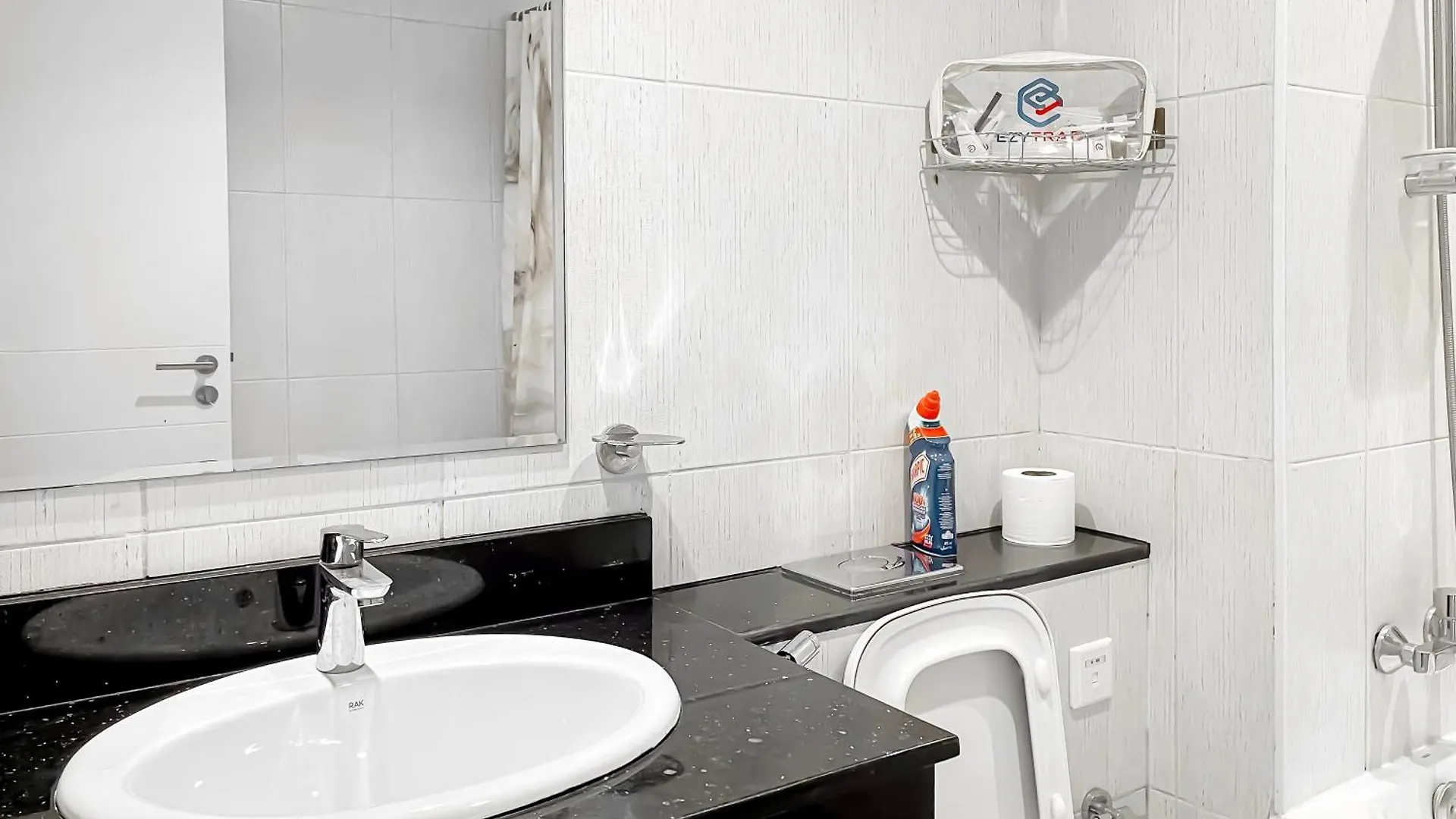 Studio In Jvc Tower 108 Dubai - Ezytrac Vacation Homes